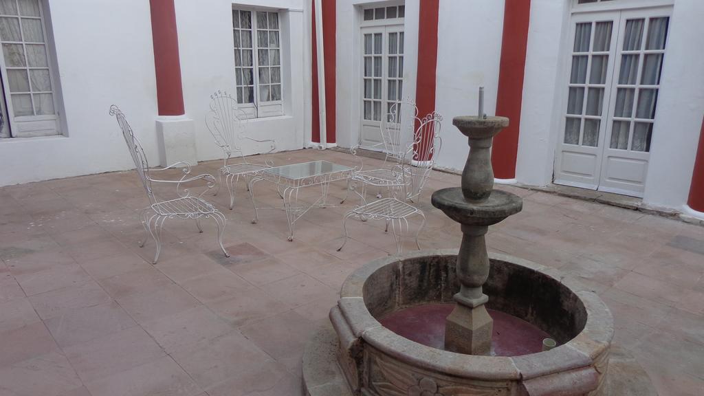 Casa Solariega Hostal B&B Sucre Bagian luar foto